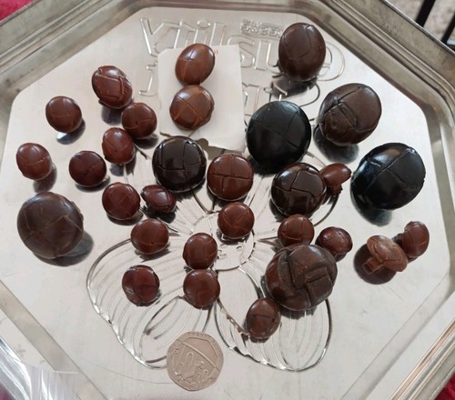 Vintage leather buttons - leather,