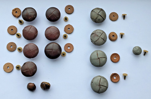 Leather buttons 5 x - buttons,