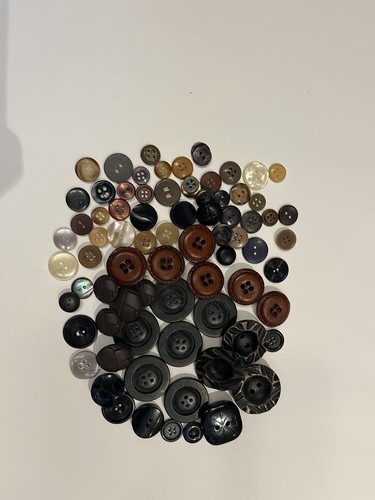 Vintage buttons job lot 100g - buttons.,